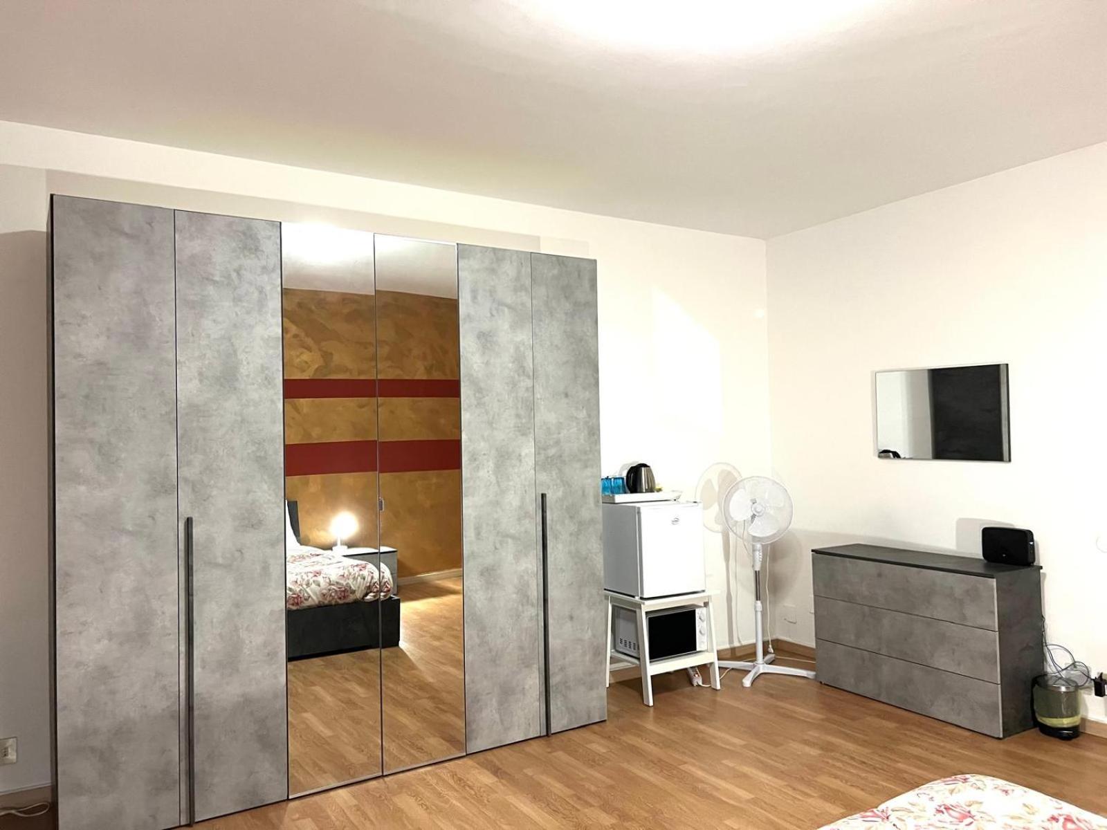 Venice Rooms Arian 01 เมสเตร ภายนอก รูปภาพ