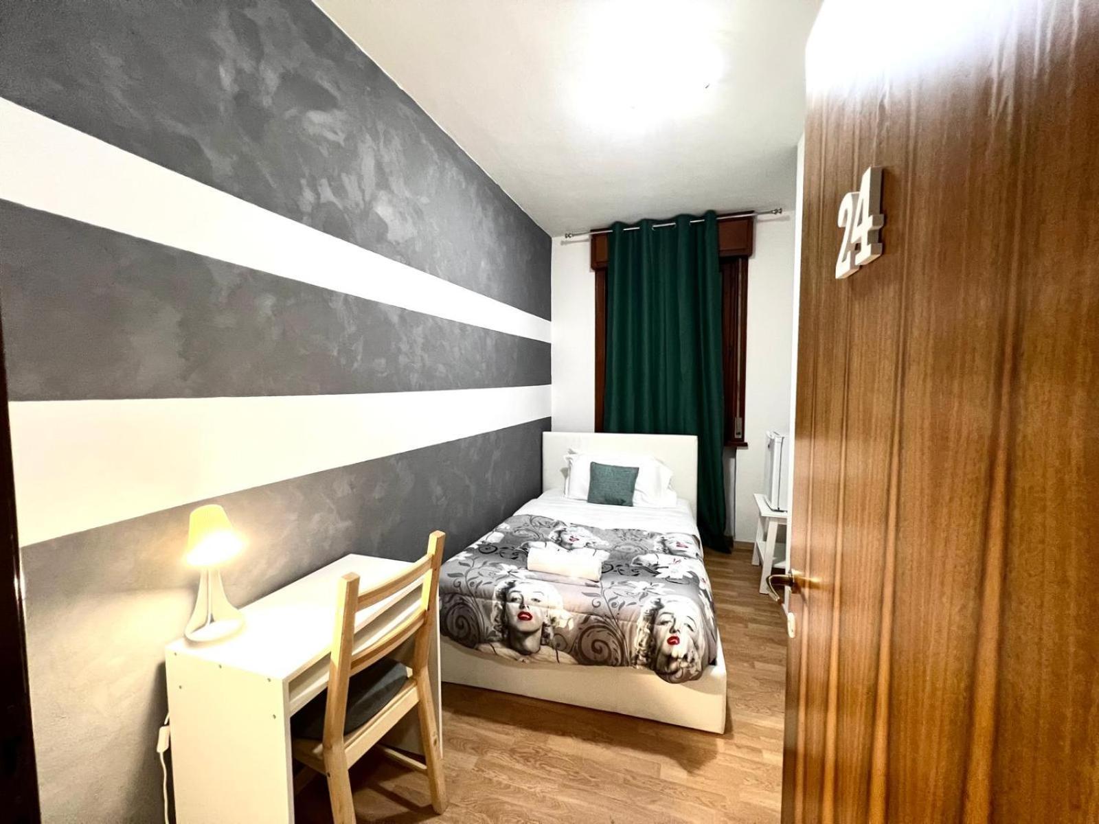 Venice Rooms Arian 01 เมสเตร ภายนอก รูปภาพ